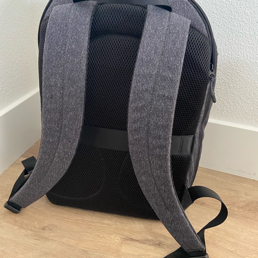 Lululemon Define Heathered Gray Backpack - image 6
